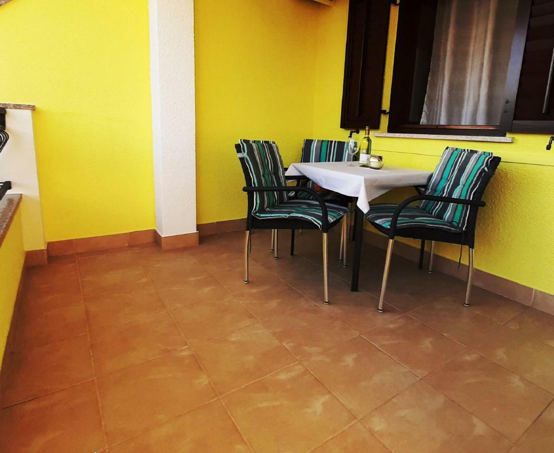 Paradise Beach Apartments Rovinj Extérieur photo