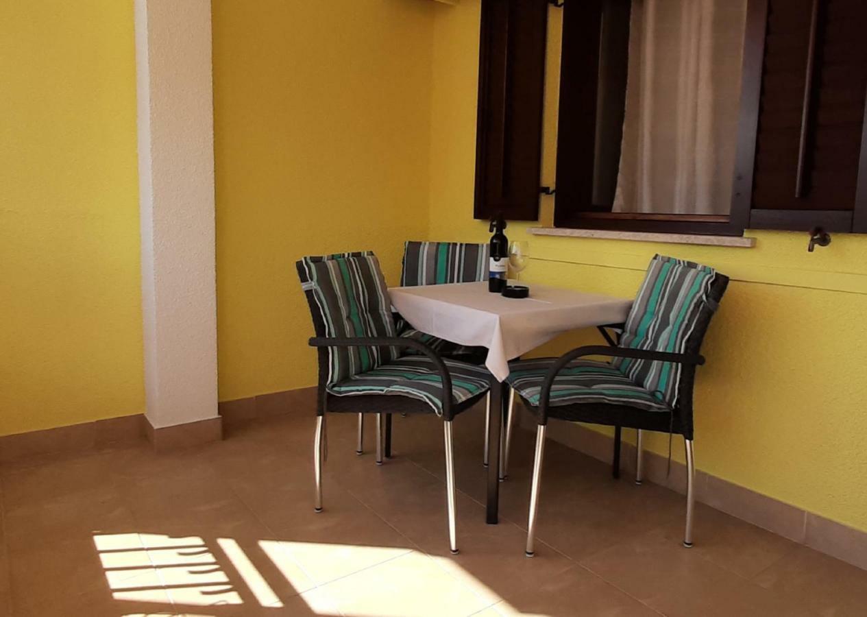 Paradise Beach Apartments Rovinj Extérieur photo