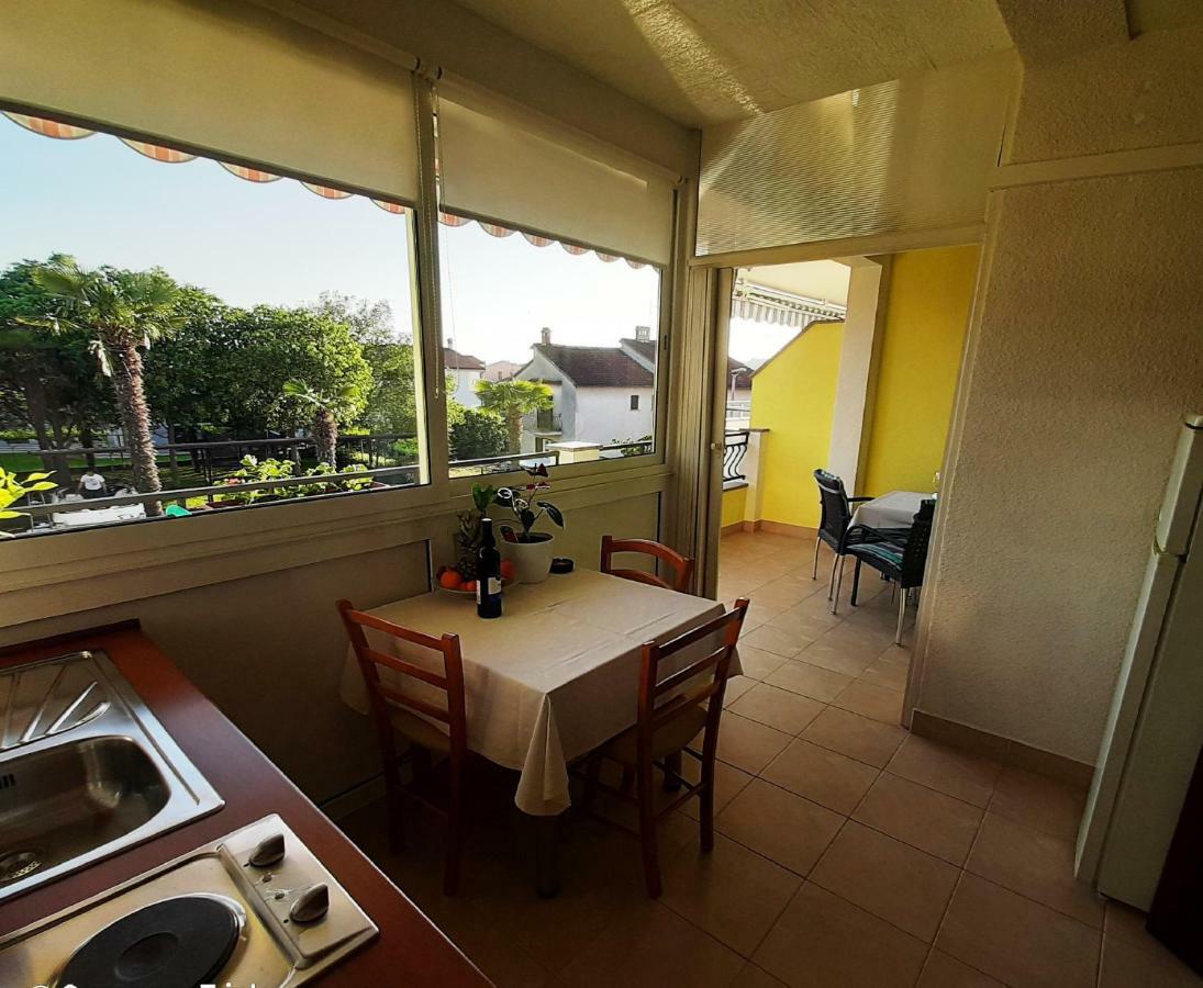 Paradise Beach Apartments Rovinj Extérieur photo
